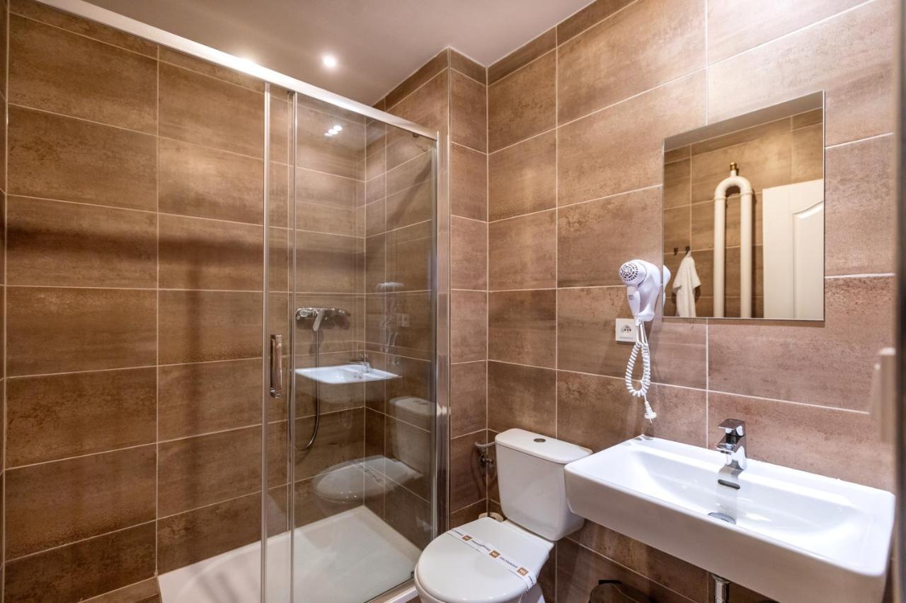 Hotel Svet Тршебонь Экстерьер фото